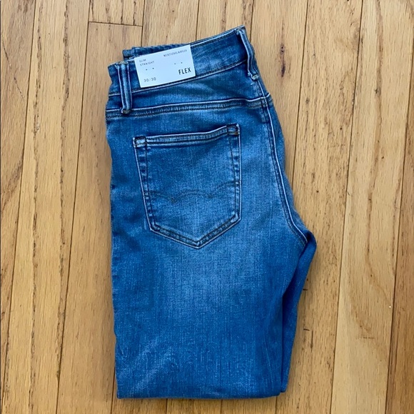 Jeans - Picture 2 of 3